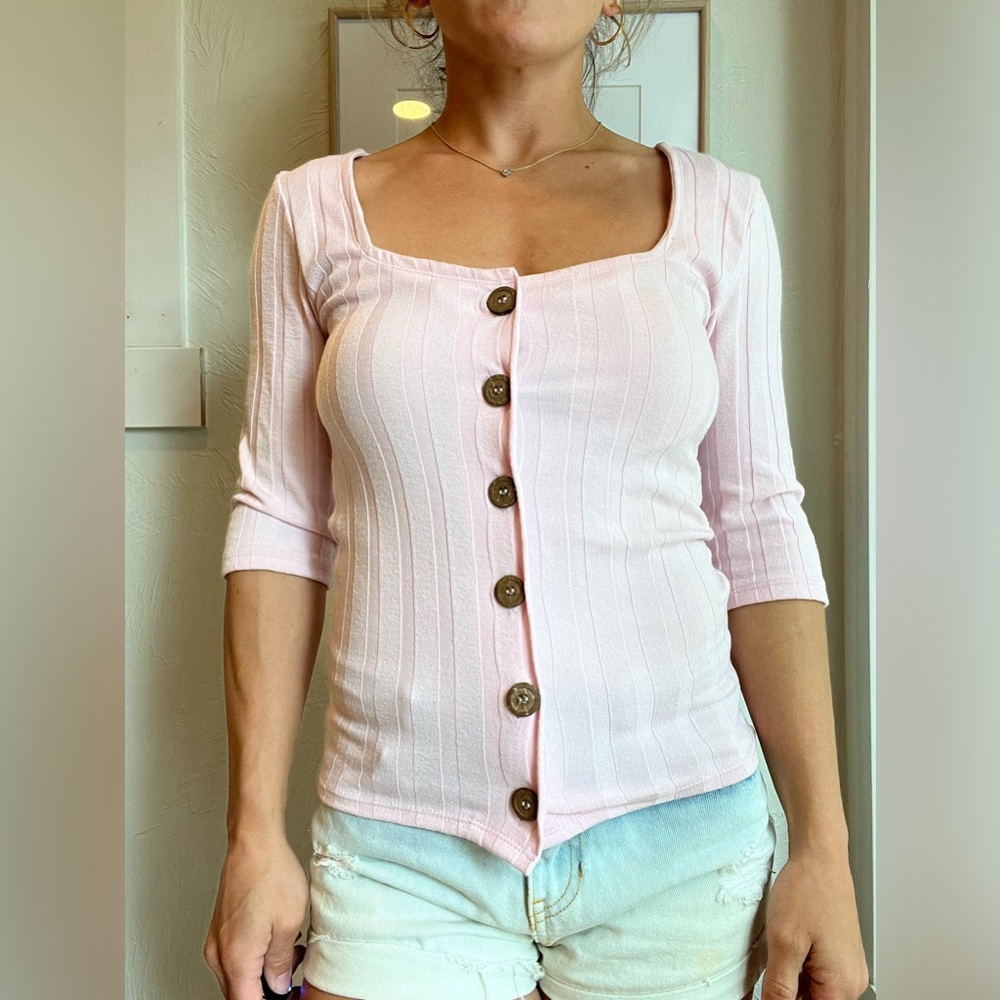 Free People Pink Ribbed Quarter sleeve button up top small